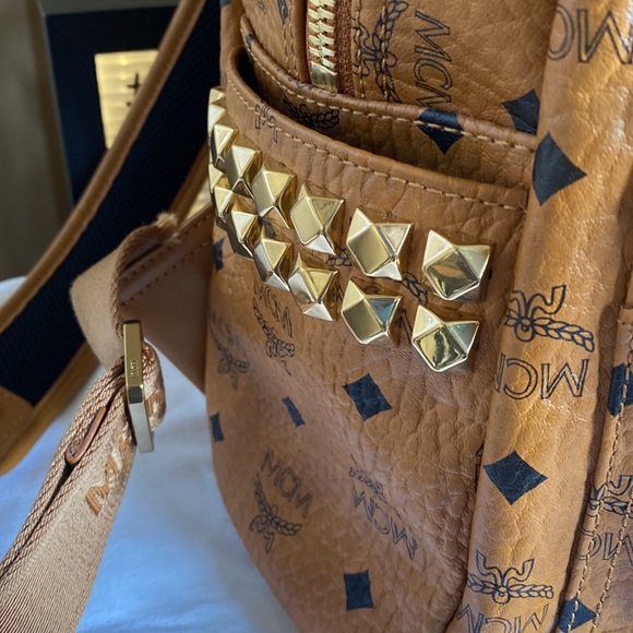 Great condition MCM Backpack - Picture 3 of 15